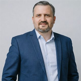 Швефель Станислав Вадимович, адвокат, управляющий партнёр